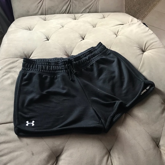 Under Armour Pants - WOMENS SHORTS SZ L